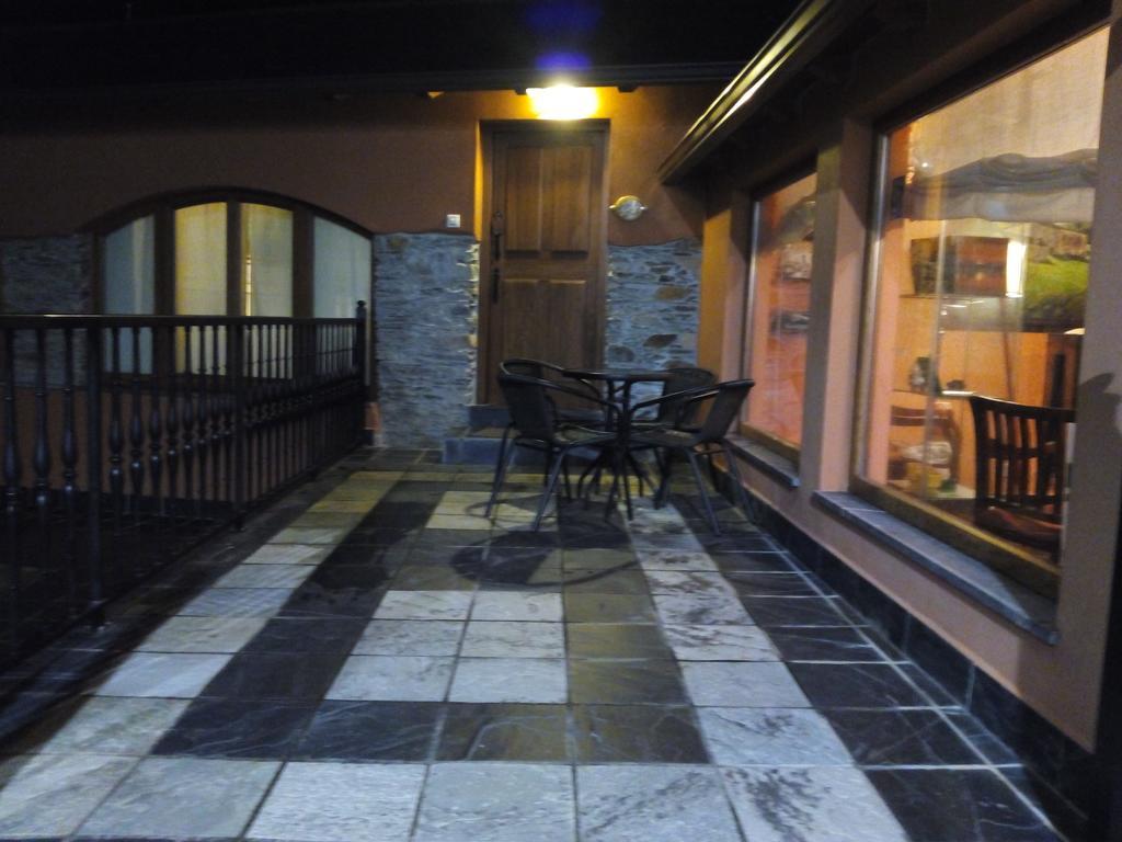 La Searila Guest House Seares Eksteriør bilde