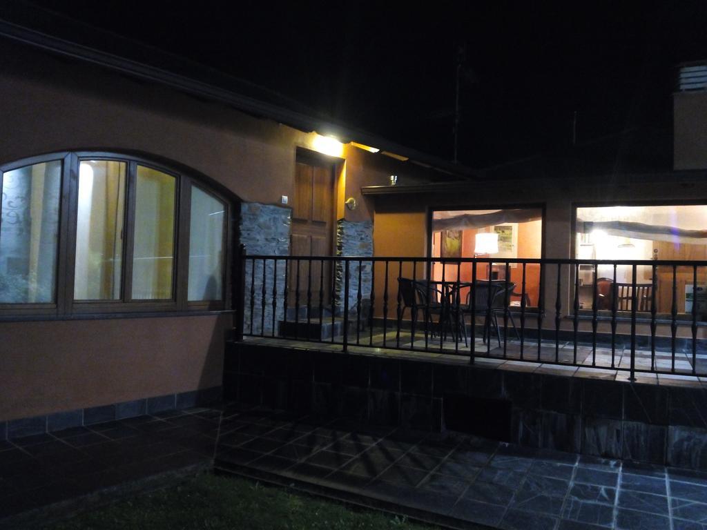 La Searila Guest House Seares Eksteriør bilde